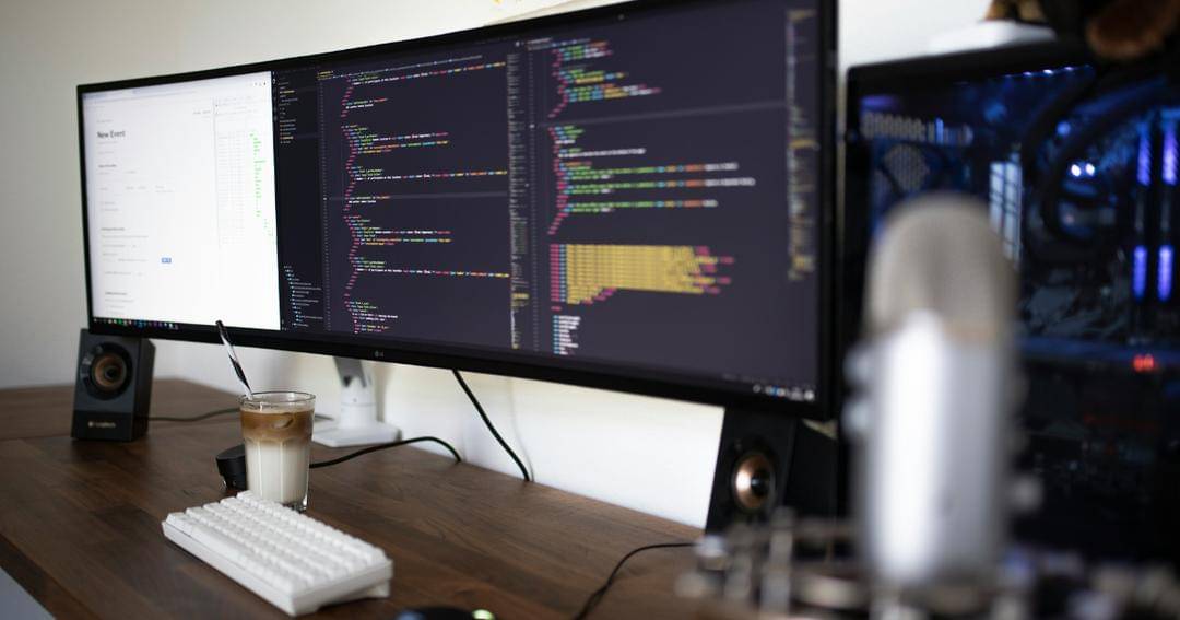 Unsplash/Caspar Camille Rubin